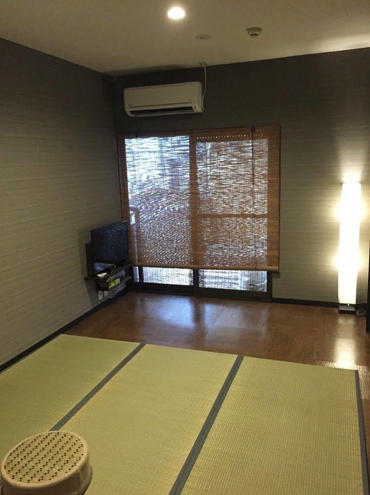 Oyo Ryokan E-Stay Kyoto Rokujo Exterior photo